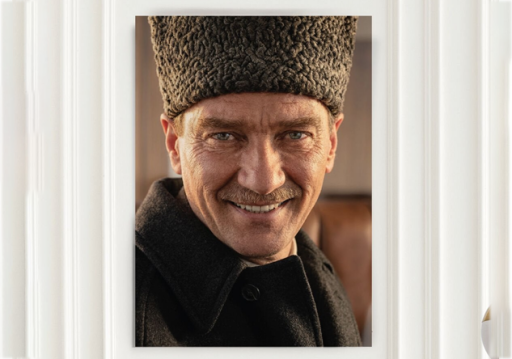 Atatürk Temalı Poster