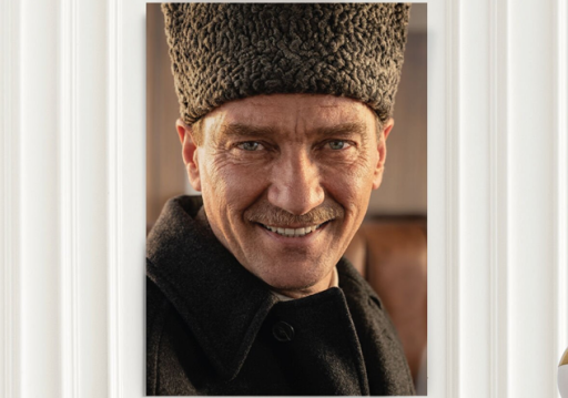 Atatürk Temalı Poster