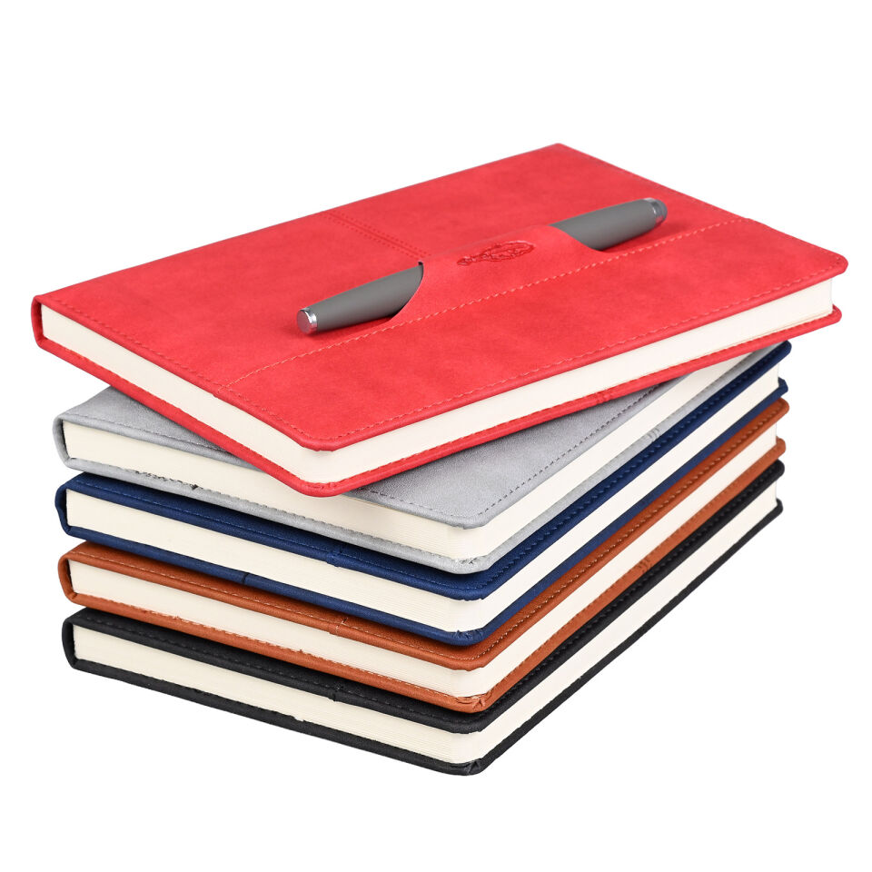ATAKULE SİYAH TARİHSİZ DEFTER Kırmızı - 15x21 CM