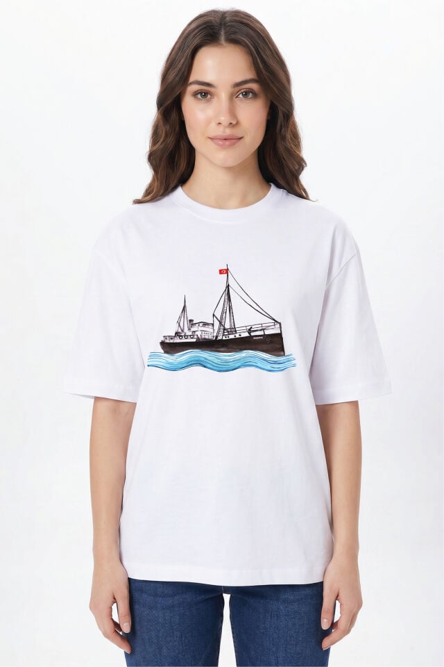 Bandırma Vapuru Baskılı Beyaz Bisiklet Yaka Tişört - %100 Pamuk Unisex