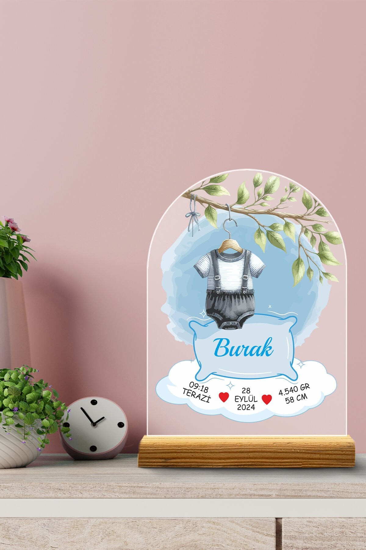 Kişiye Özel Pleksi Erkek ve Kız Bebeklere Özel Tasarım - Özelleştirilebilir Kıyafetli Bebek Model Erkek