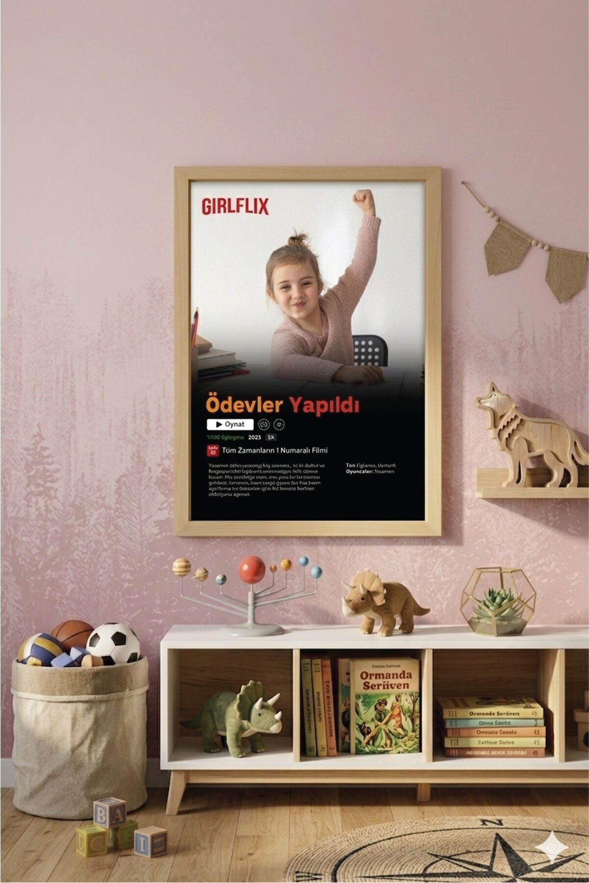 Kişiye Özel Film Posteri Ahşap Tablo | Girlflix - Boyflix UV Baskı Çerçeveli 35x50 cm - Kız - Ahşap