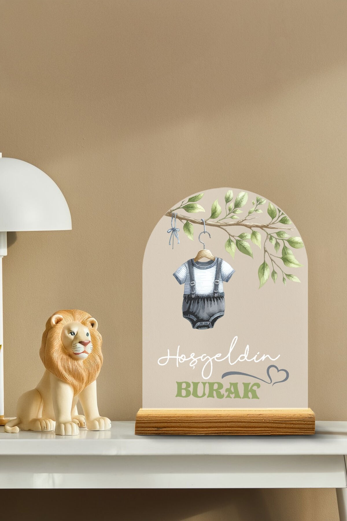 Yenidoğan Erkek Bebek İçin Kişiselleştirilebilir - Kıyafet Modelli İsme Özel Dekoratif Masa Süsü Model 2